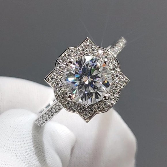 Certified 1ct. t.w. Moissanite Diamond Vinatge Halo Wedding Engagement Ring NEW - Picture 4 of 13